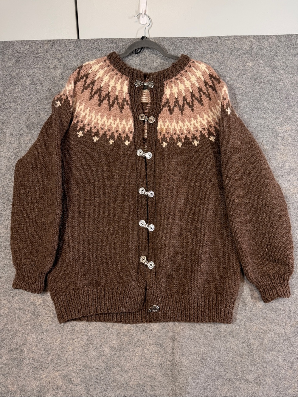 Vintage Icelandic Wool Cardigan Brown Nordic Fair Isle Metal Clasp Sweater Chic